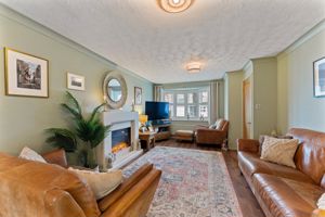 Lounge- click for photo gallery